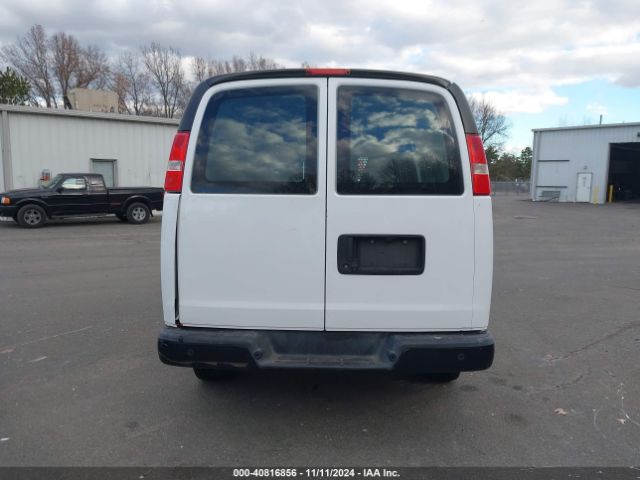1GCWGAFF3H1111302 Chevrolet Express 2500 Work Van