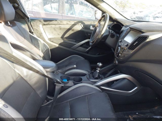 KMHTC6AE6GU282709 Hyundai Veloster Turbo