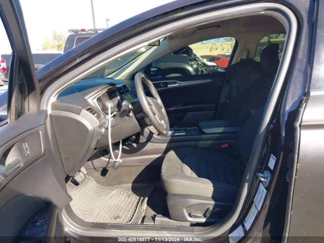 3FA6P0LU7KR220734 Ford Fusion Hybrid Se