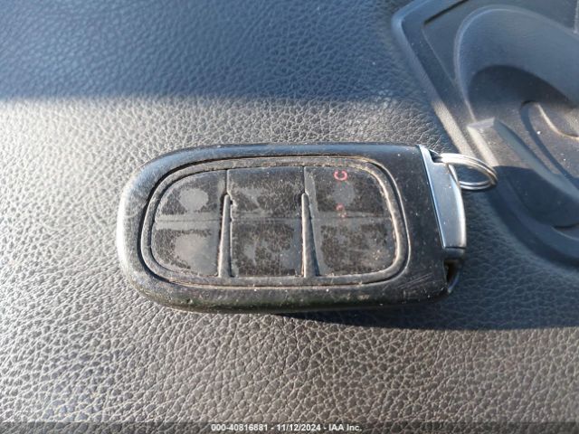 1C6RR7NTXHS636165 RAM 1500 Laramie  4x4 5'7 Box