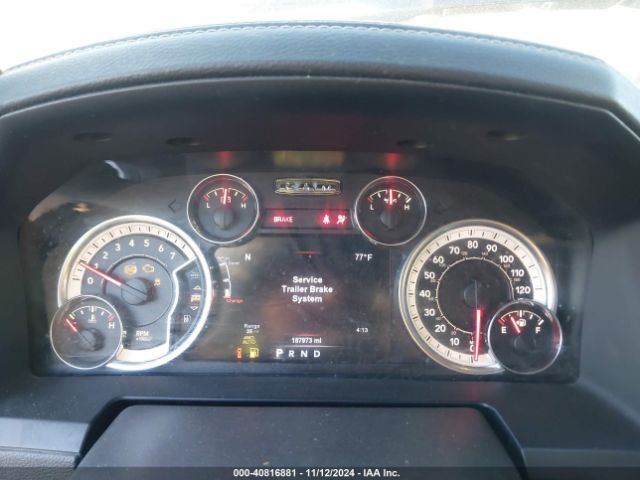 1C6RR7NTXHS636165 RAM 1500 Laramie  4x4 5'7 Box