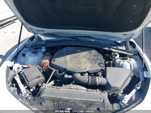 Chevrolet Camaro 1lt 2018 1G1FB1RS9J0162380 Image 10