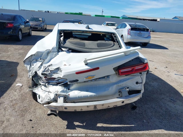 Chevrolet Camaro 1lt 2018 1G1FB1RS9J0162380 Image 16