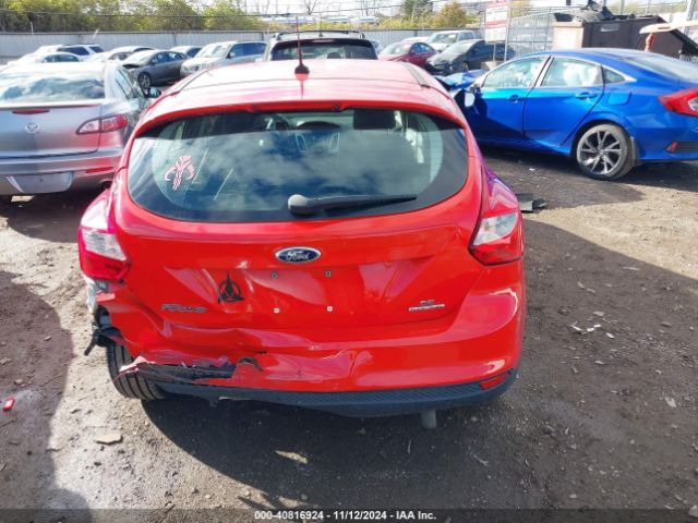 1FADP3K2XEL429140 Ford FOCUS SE