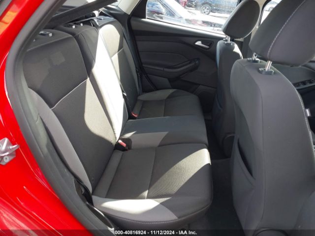 1FADP3K2XEL429140 Ford FOCUS SE