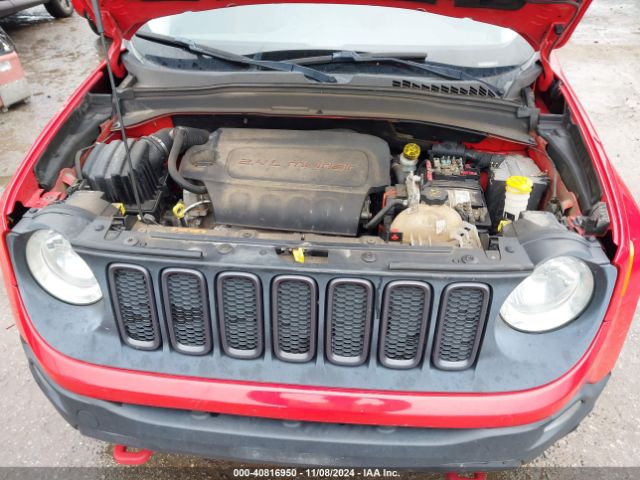 ZACCJBCT3FPC35961 Jeep Renegade Trailhawk