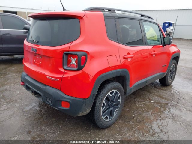 ZACCJBCT3FPC35961 Jeep Renegade Trailhawk