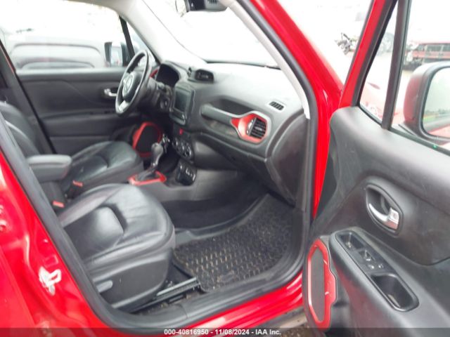ZACCJBCT3FPC35961 Jeep Renegade Trailhawk