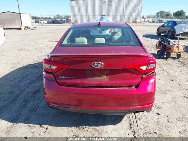 Hyundai SONATA SE 2015 5NPE24AF5FH206372 Image 16