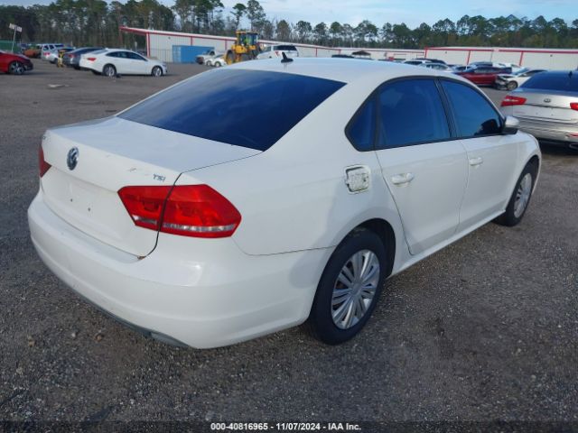 1VWAT7A36EC103388 Volkswagen Passat 1.8t S