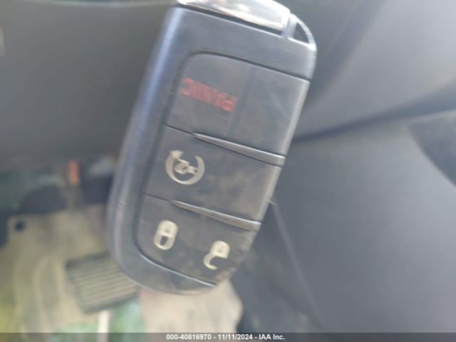 3C4NJDCB1LT247249 Jeep Compass Limited 4x4