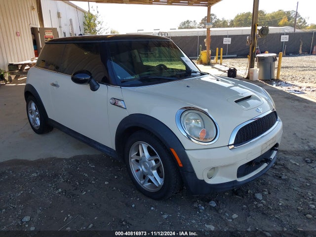 2008 MINI COOPER S WMWMF73578TT88254 Photo 0