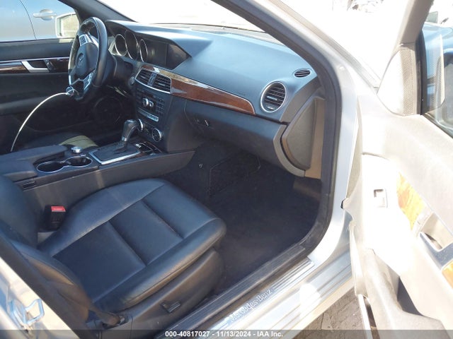 WDDGF4HB9EA965425 Mercedes-Benz C-class C 250 Sport/luxury