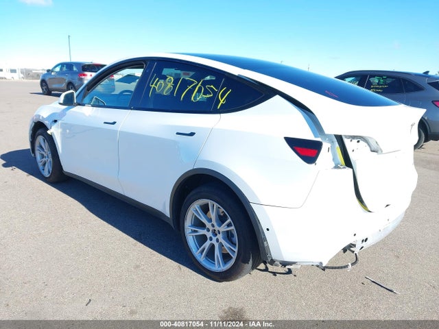2022 TESLA MODEL Y 7SAYGDEE1NF393223 Photo 2
