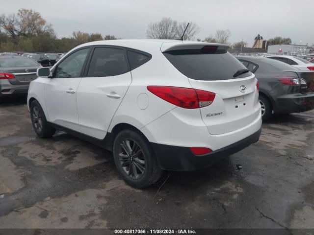 KM8JT3AFXFU098127 Hyundai TUCSON GLS