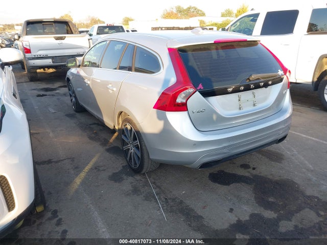 YV140MEM9F1258311 Volvo V60 T5 Platinum