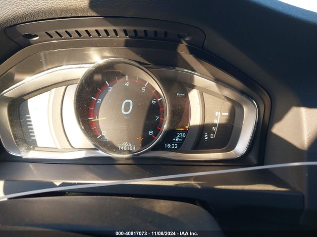 YV140MEM9F1258311 Volvo V60 T5 Platinum