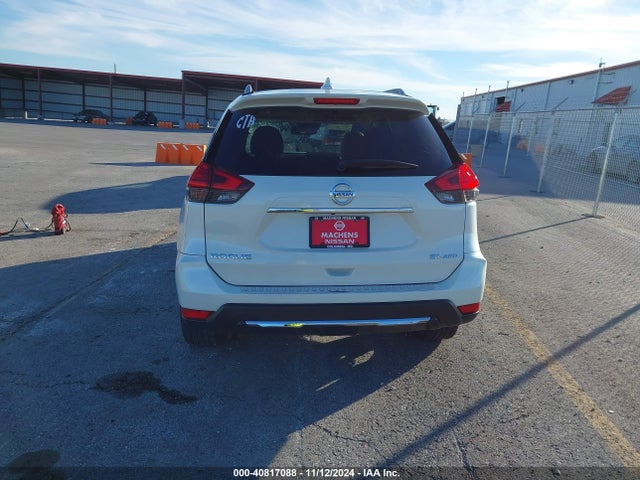 Nissan Rogue Sl 2017 5N1AT2MV3HC824741 Image 16