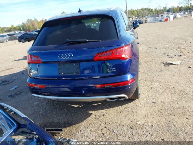 WA1BNAFY5J2231067 Audi Q5 2.0t Premium/2.0t Tech Premium