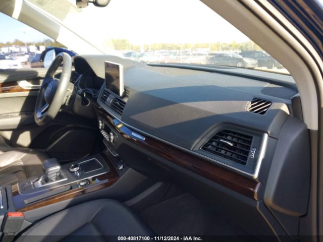WA1BNAFY5J2231067 Audi Q5 2.0t Premium/2.0t Tech Premium