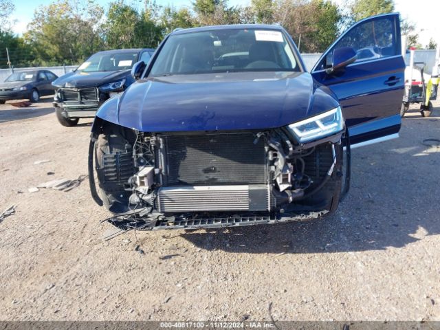 WA1BNAFY5J2231067 Audi Q5 2.0t Premium/2.0t Tech Premium