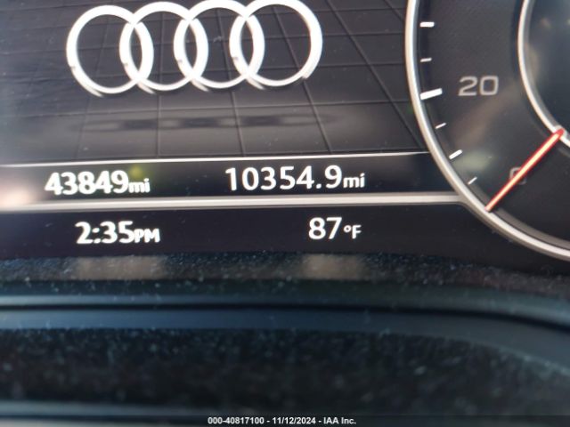 WA1BNAFY5J2231067 Audi Q5 2.0t Premium/2.0t Tech Premium