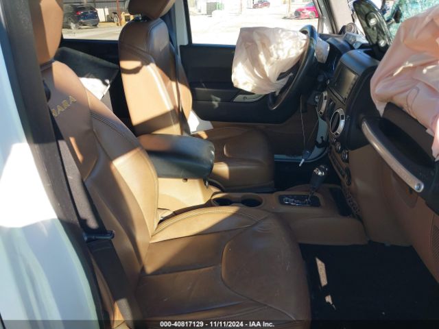 1C4BJWEG8EL240269 Jeep Wrangler Unlimited Sahara