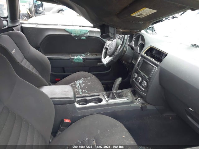 Dodge Challenger Srt8 Core 2014 2C3CDYDJXEH163734 Image 5