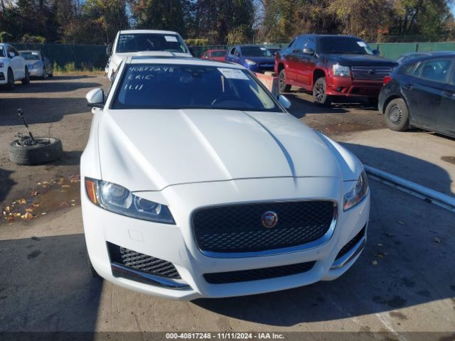 SAJBE4BV5HCY41396 Jaguar Xf 35t Prestige