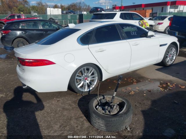 SAJBE4BV5HCY41396 Jaguar Xf 35t Prestige