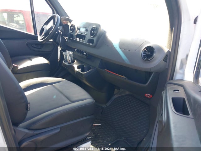 W1Y4EBHY1NT105169 Mercedes-Benz Sprinter 2500 Standard Roof V6