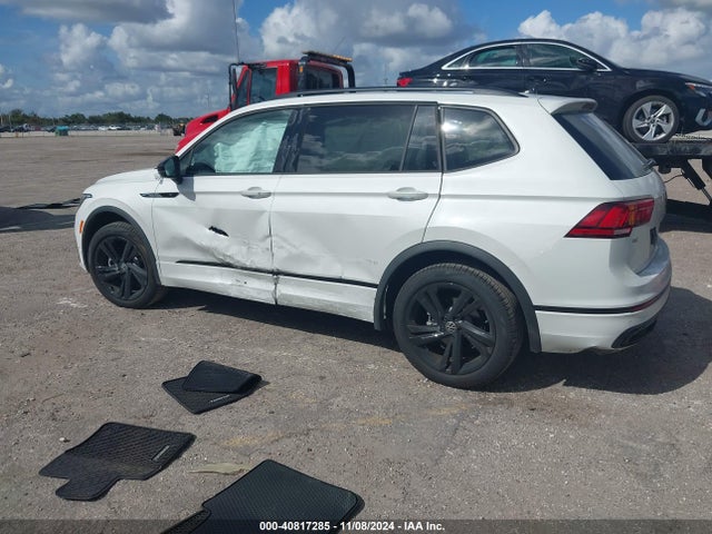 3VVCB7AX0RM149550 Volkswagen Tiguan 2.0t Se R-line Black