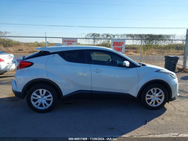 NMTKHMBXXLR118477 Toyota C-HR LE