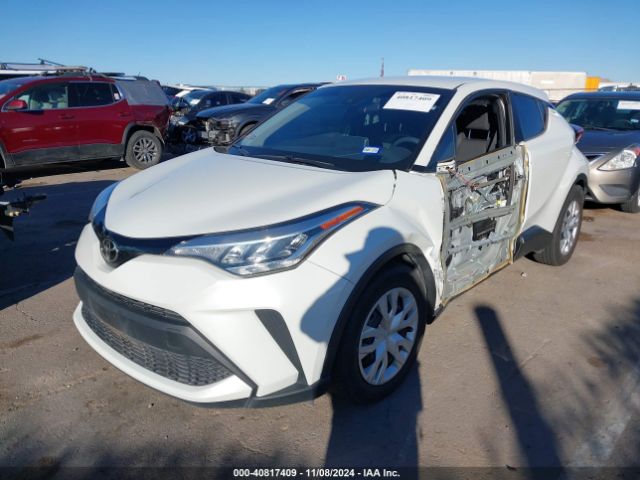 NMTKHMBXXLR118477 Toyota C-HR LE