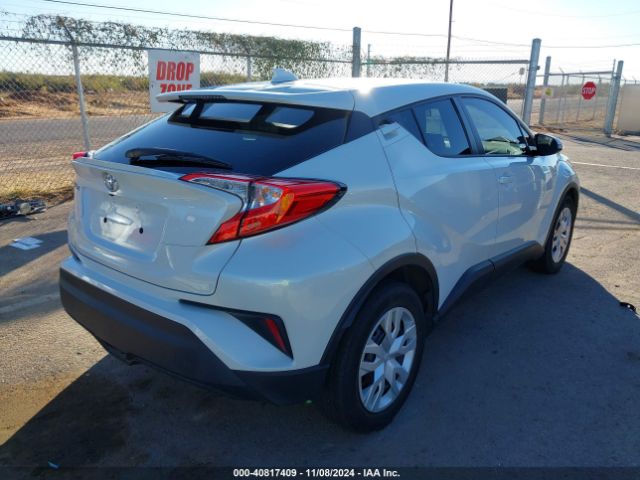 NMTKHMBXXLR118477 Toyota C-HR LE