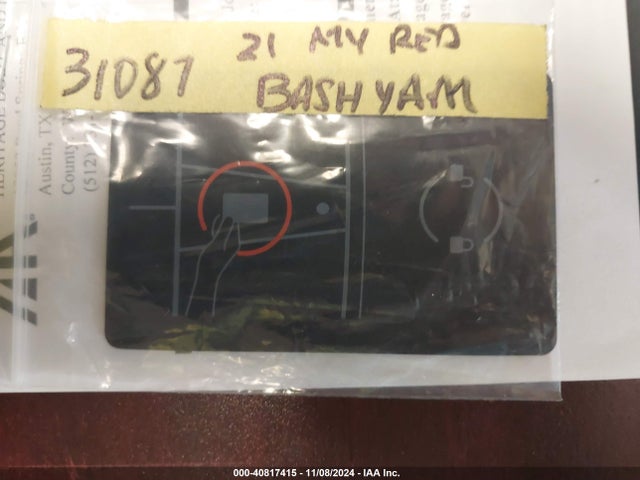 2021 TESLA MODEL Y 5YJYGDEE5MF083684 Photo 10