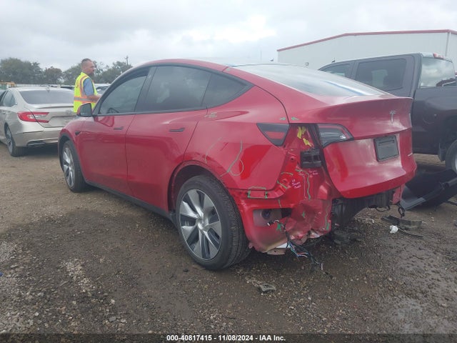 2021 TESLA MODEL Y 5YJYGDEE5MF083684 Photo 2