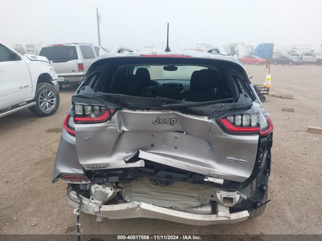 1C4PJLCB9MD155588 Jeep Cherokee Latitude Fwd