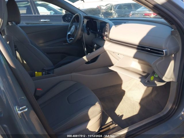 KMHLM4AG4PU439821 Hyundai ELANTRA SEL