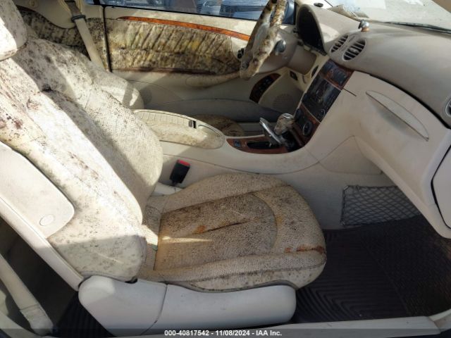 2009 MERCEDES-BENZ CLK 550 WDBTK72F59T102454 Photo 4