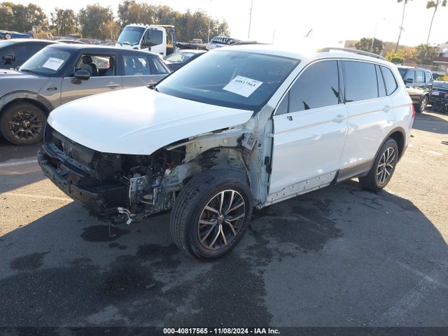 3VV3B7AX1LM072856 Volkswagen Tiguan 2.0t Se/2.0t Se R-line Black/2.0t Sel