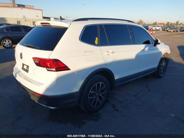 3VV3B7AX1LM072856 Volkswagen Tiguan 2.0t Se/2.0t Se R-line Black/2.0t Sel