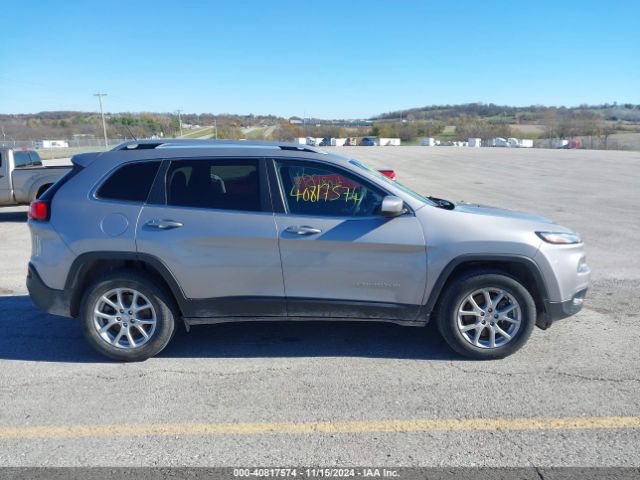 1C4PJMCB5JD570781 Jeep Cherokee Latitude 4x4