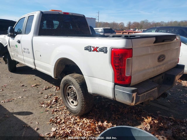 Ford F-250 Xl 2017 1FT7X2B63HEC51925 Image 3