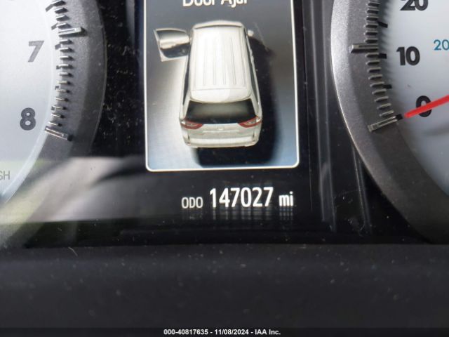 5TDXK3DC4FS678965 Toyota Sienna Se 8 Passenger