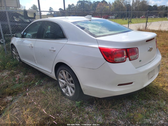 Chevrolet Malibu 2015 1G11D5SL8FF122990 Image 3