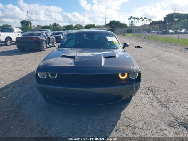 2C3CDZAG8LH211050 Dodge Challenger Sxt