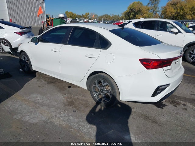 KIA Forte Lxs 2020 3KPF24AD8LE240356 Image 3