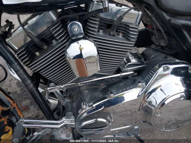 2010 HARLEY-DAVIDSON FLHTC 1HD1FF417AB631311 Photo 8