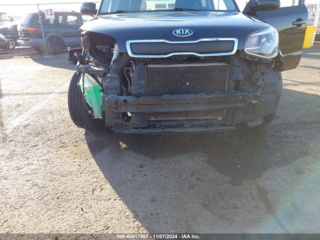 KNDJN2A29G7288619 KIA Soul